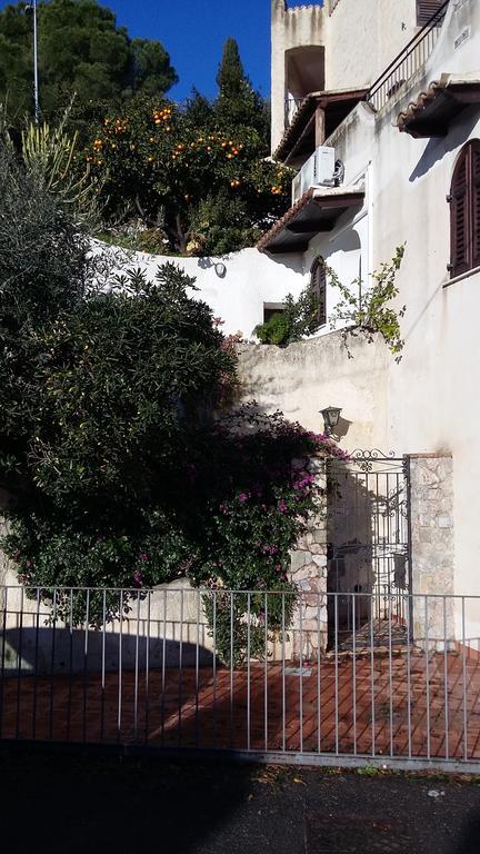 Charming Place Taormina Bagian luar foto