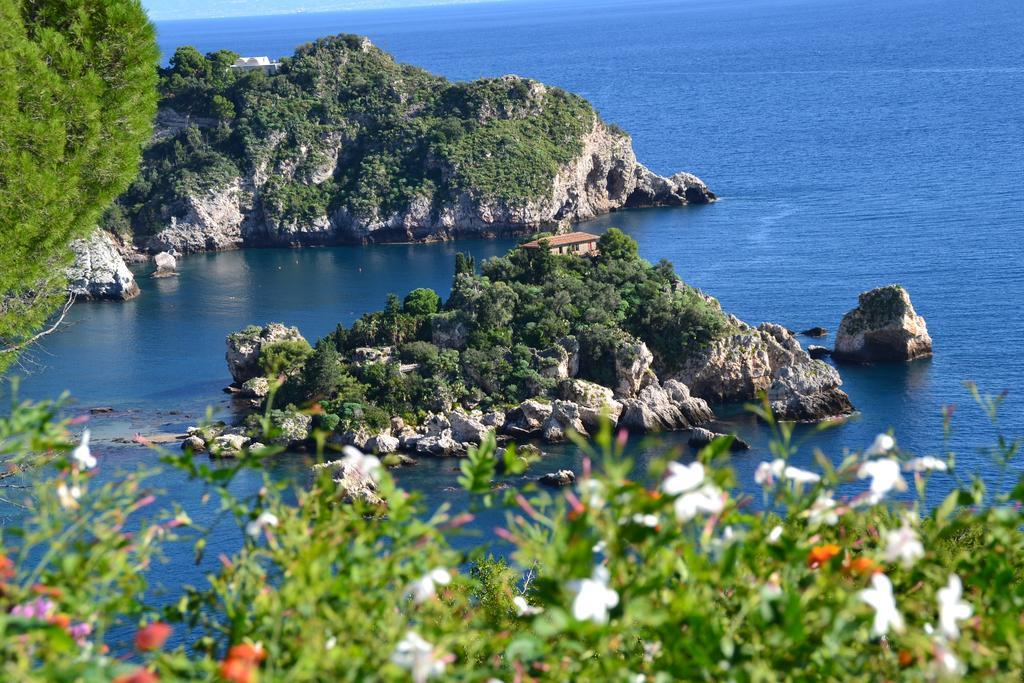 Charming Place Taormina Bagian luar foto